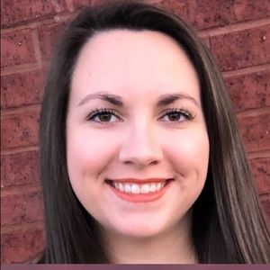 Meet your Posher, Monica